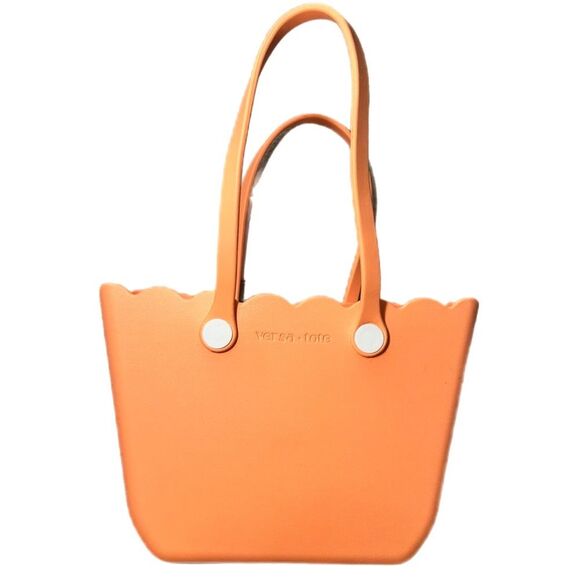Rose Scalloped Versa Tote Coral - Picture 2 of 16